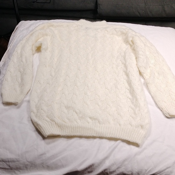 Gitano women's large sized v-neck sweater - Picture 8 of 12